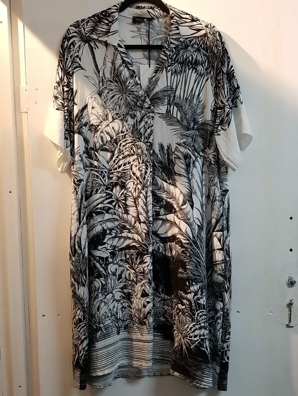 Black & White Tropical Print Button Dress